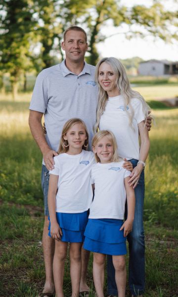 photo of TarheelComfort owner Johnathan and his family